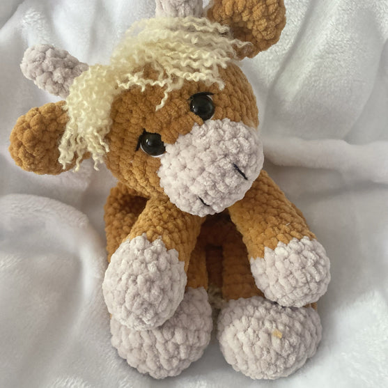 Angus the Highland Cow - Lovey
2