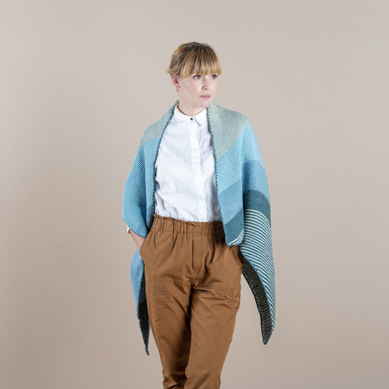 Metorit - Asymmetrical Shawl
2