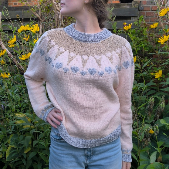 XmasHearts - Sweater
2