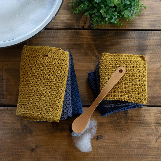 Couple - Crocheted kitchen towel
3