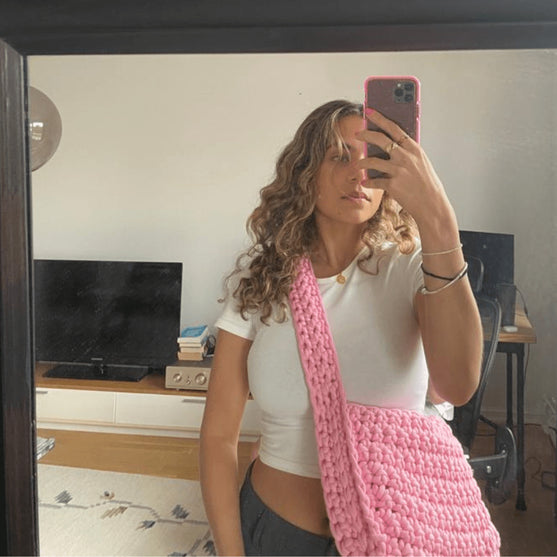 Trendy Crossbody Bag
2