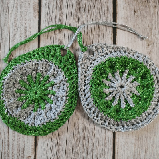 Shiny Bauble - Ornament
6