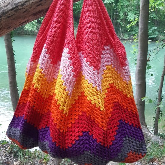 Big Wavy Bag - Tote bag
2