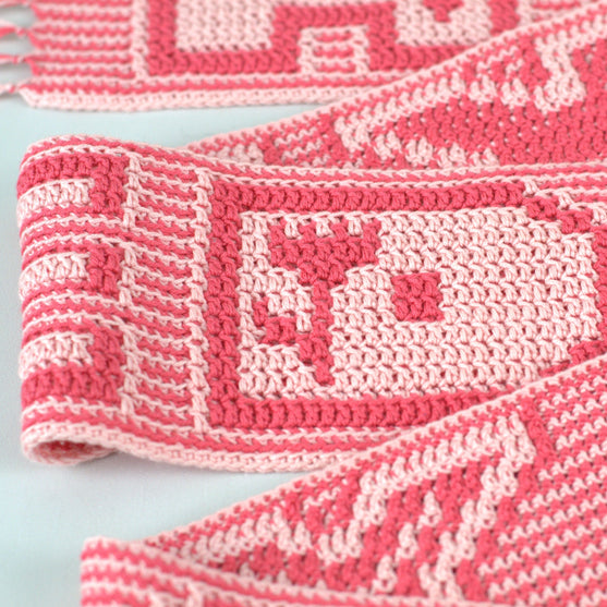 Hooked on You - Scarf
17