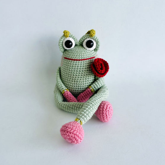 Valentine Frog
5