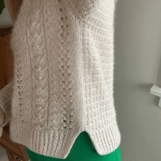 CoCo Swirl – Sweater
5