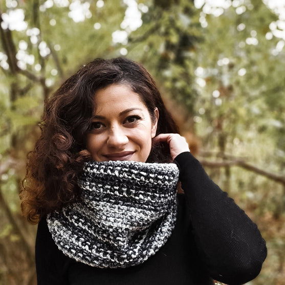 Salt and Pepper - Cowl
3