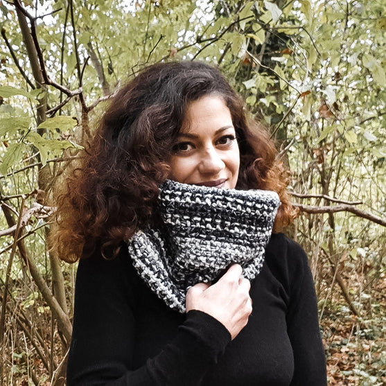 Salt and Pepper - Cowl
2