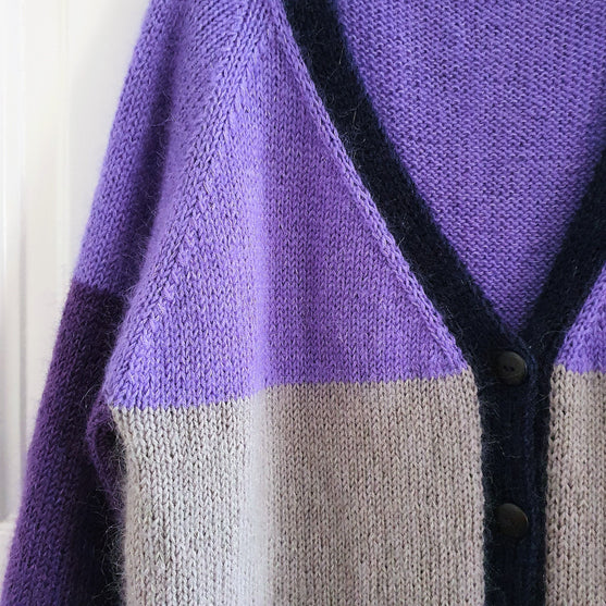 Brede Striber - Long Cardigan
4