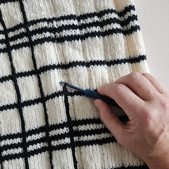 Tern - Large Pillow
4