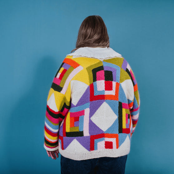 No Shades of Grey - Cardigan - Knit
10