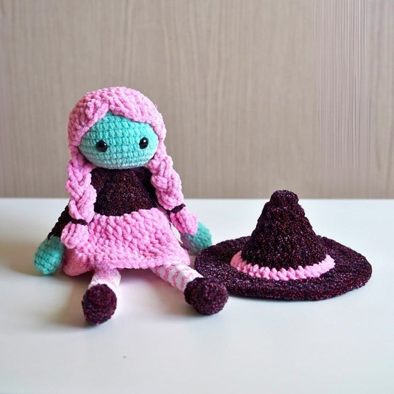 Rosie Rue the Witch
4