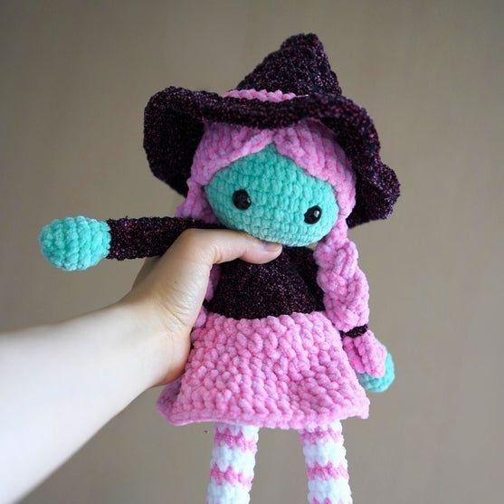 Rosie Rue the Witch
3