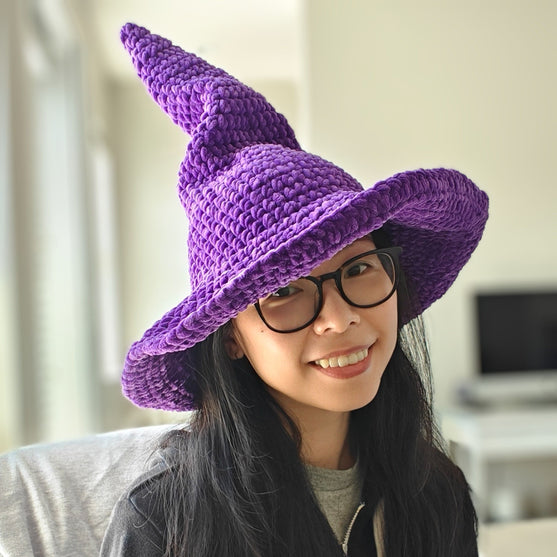 Simple Witch Hat
4