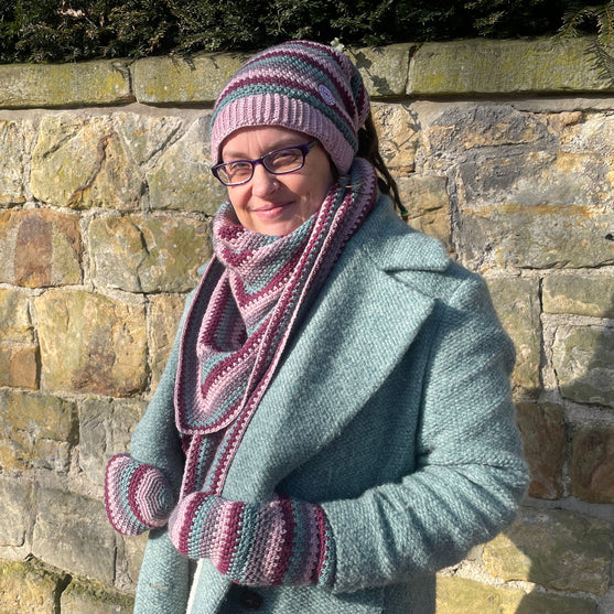 Andrea - Triangle Shawl
6