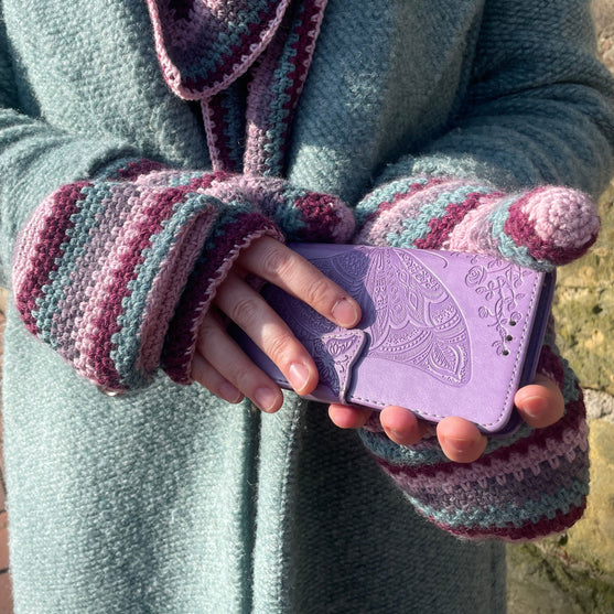 Andrea - Gloves
2