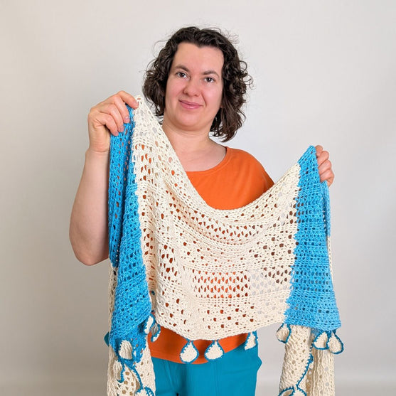 Coastal Gleam - Shawl
4