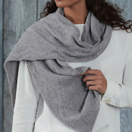 Sarina - Shawl
2