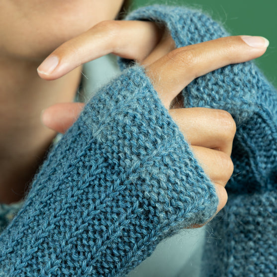 Freja - Wrist Warmers
7
