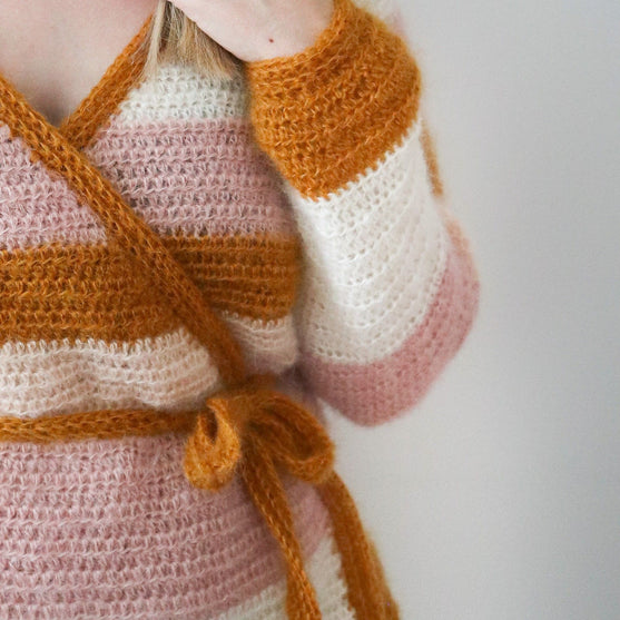 Cherry Blossom - Wrap cardigan
4
