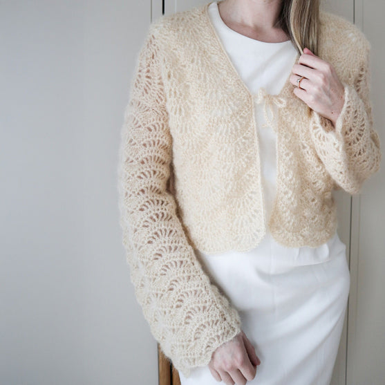 Chloe - Cardigan
7