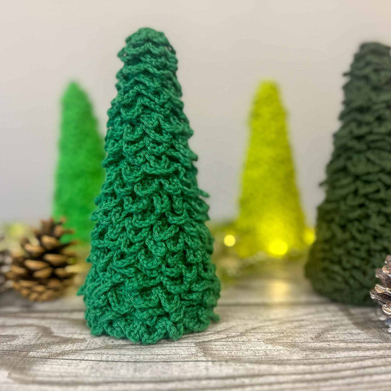 Evergreen Christmas Tree - Christmas decoration
4