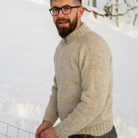 463-03 Steigar Sweater
4