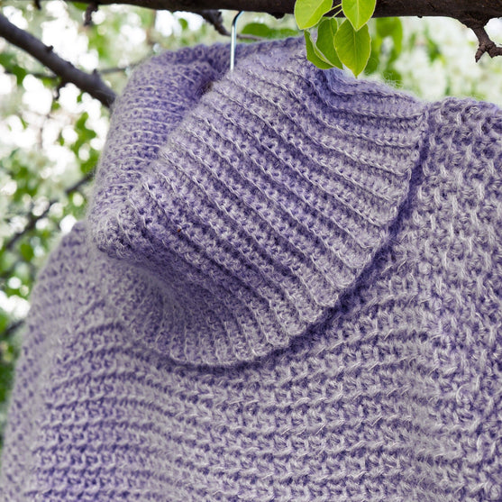 Dewdrop - Sweater
12