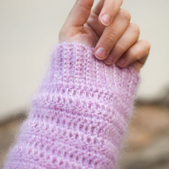 Essence - V Cardigan
7