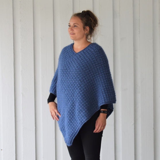 Autumn Waves - Poncho - Plus Size - Evergreen
3