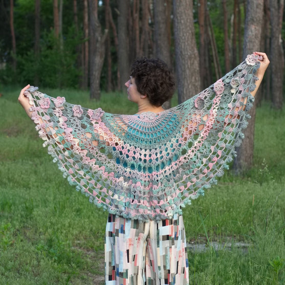 Romance - Shawl
10