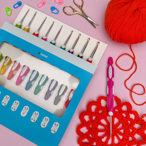 Duo Touch Crochet Hook set - 9 sizes - Hobbii
5