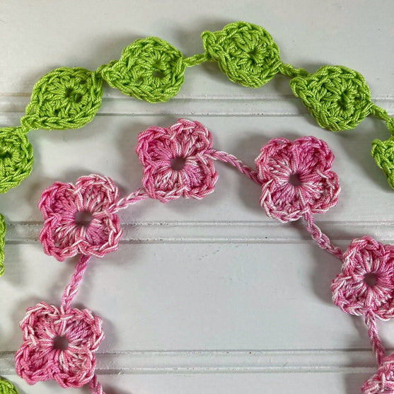 Flower & Leaf - Decor
9