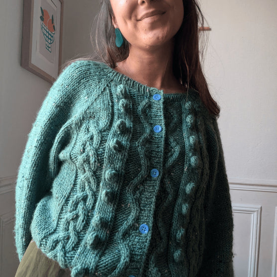 Twist and Shout - Cardigan
5