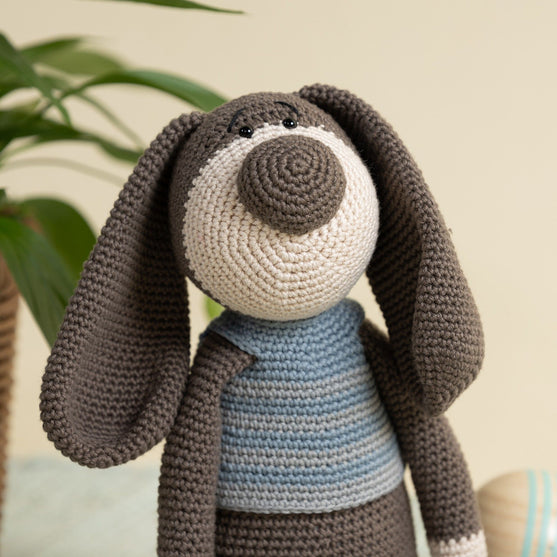 Helmut the Dog
3