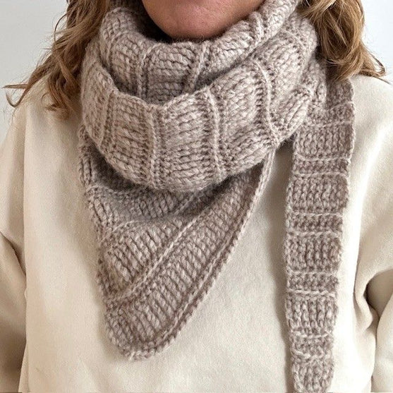 Khione - Shawl
4
