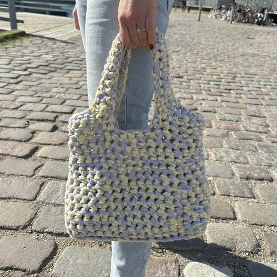 Shopper Tote - Bag
9