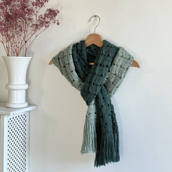 Two Ferns - Scarf
4
