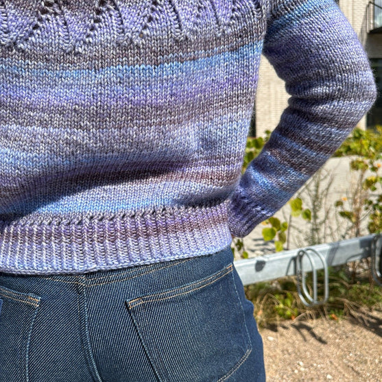 Autumn Waves - Sweater
8