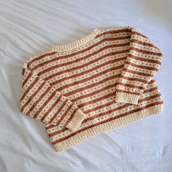 Cinnamon Roll - Sweater
5