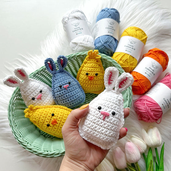 Cute Easter Bunny and Chick
3
