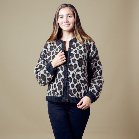 Bromus Cardigan
2