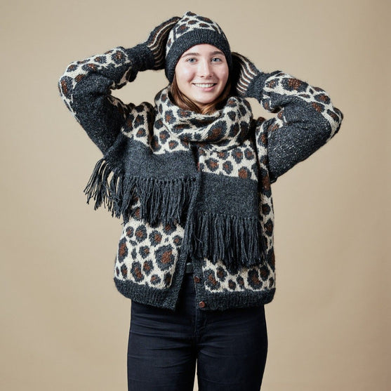Bromus Scarf
4