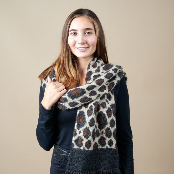 Bromus Scarf
3