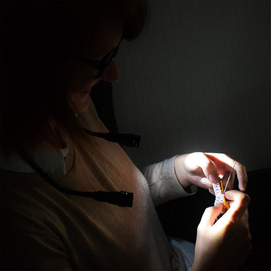 Neck Light Deluxe - Black - Hobbii
8