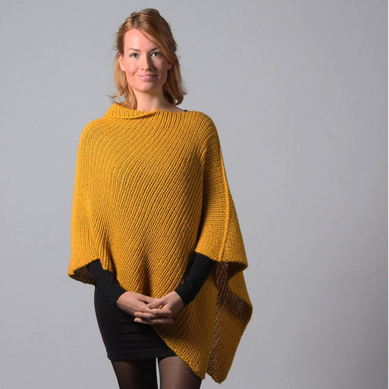 Malene Poncho
3