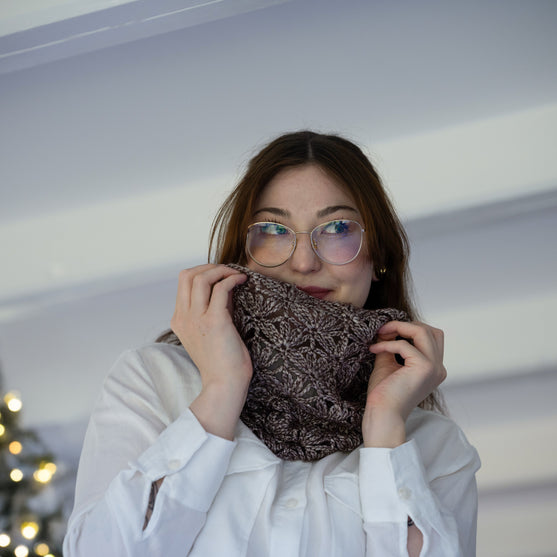 4th Sunday of Advent - Crochet - Primaveral - Cowl
4