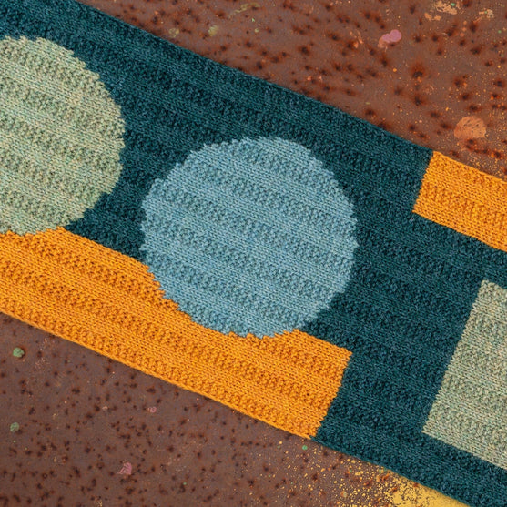 Rust & Rhythm - Scarf - Knit Kit
4