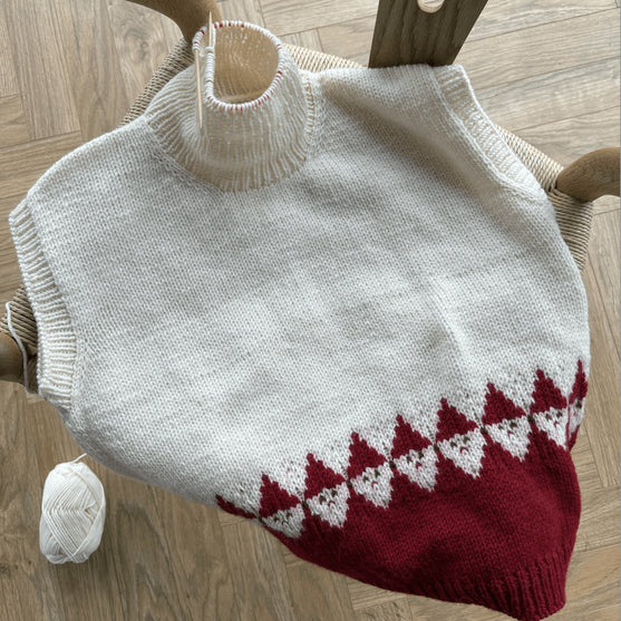 Easy Santa Slipover Woman
5