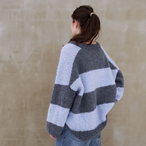 Cloudy - Sweater
6